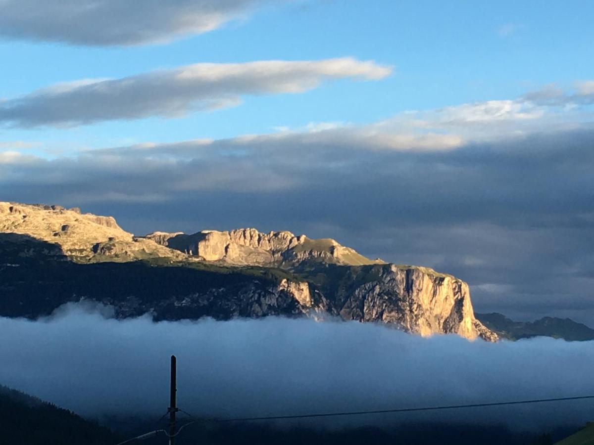 Garni Baita San Cassiano  Exteriör bild